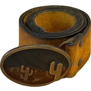 VTG Indiana Metal Craft 1977 Desert Landscape Buckle Brown Leather Belt M 36-40
